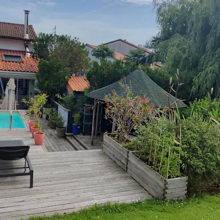 Maison Jean De Luz 6 Personnes Piscine Et Jacuzzi Casa de Férias